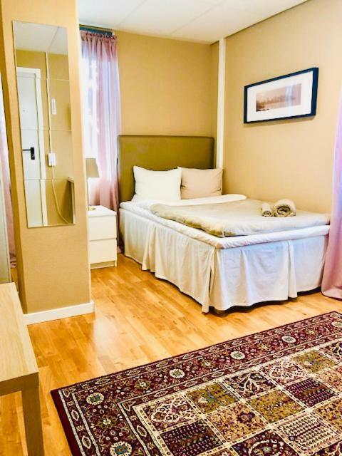 Golden Hostel Jarfalla Dış mekan fotoğraf